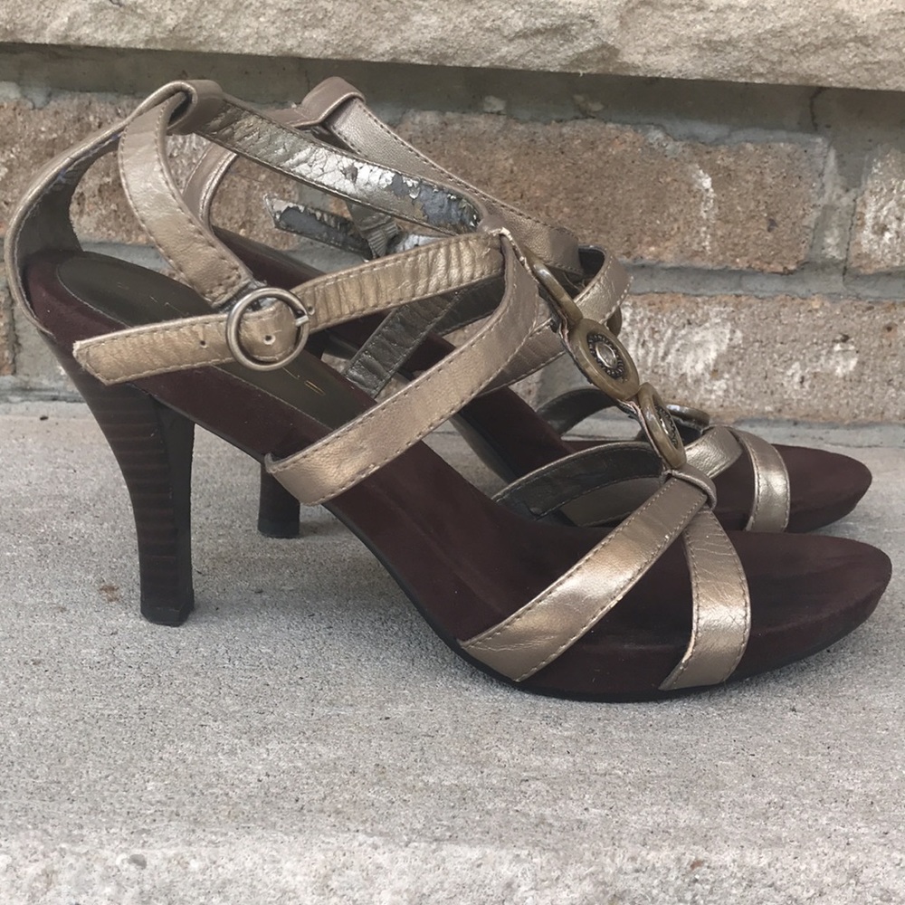 Vintage Inspired Bandolino Sandals